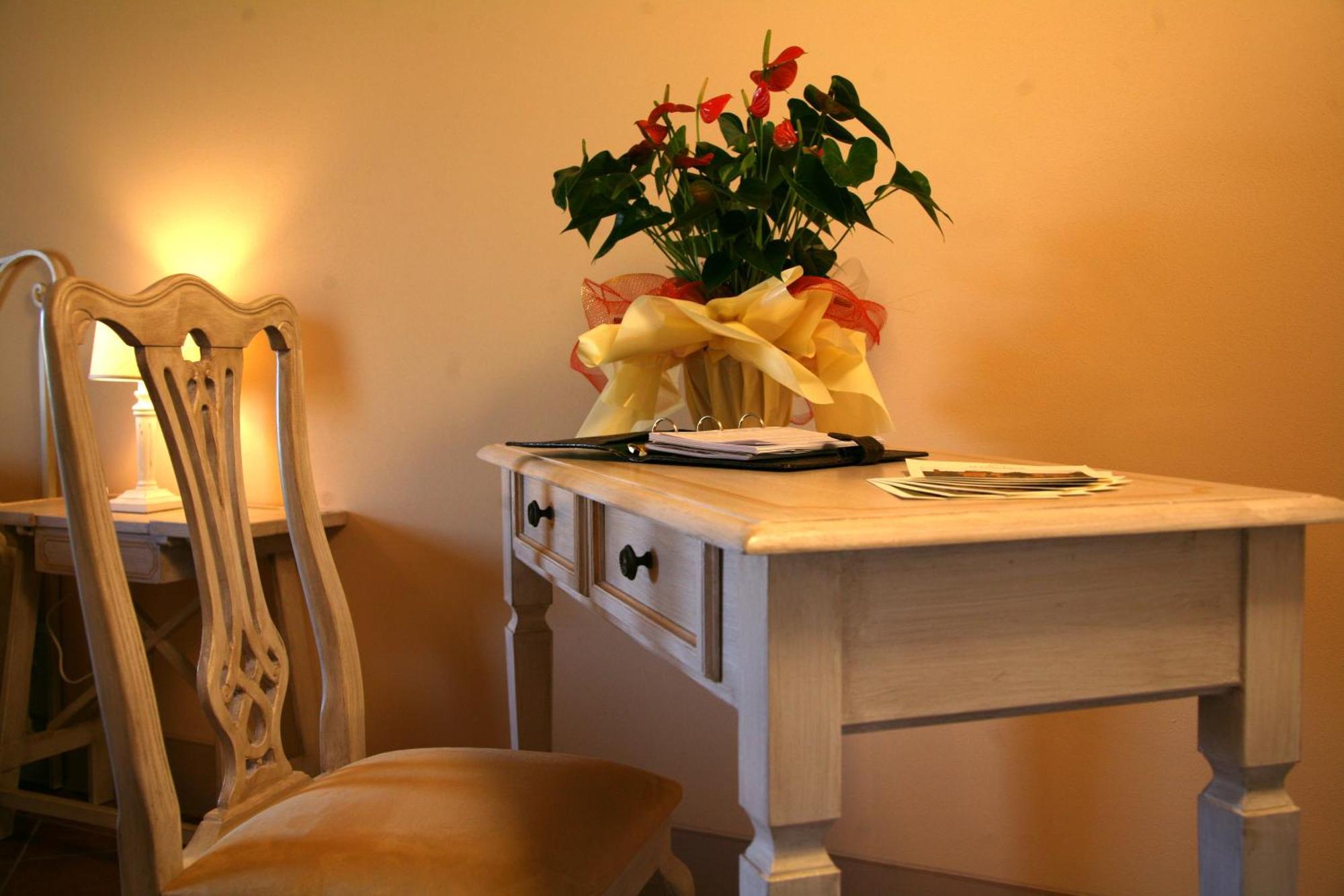 Le Colombaie Country Resort Ponsacco Zewnętrze zdjęcie