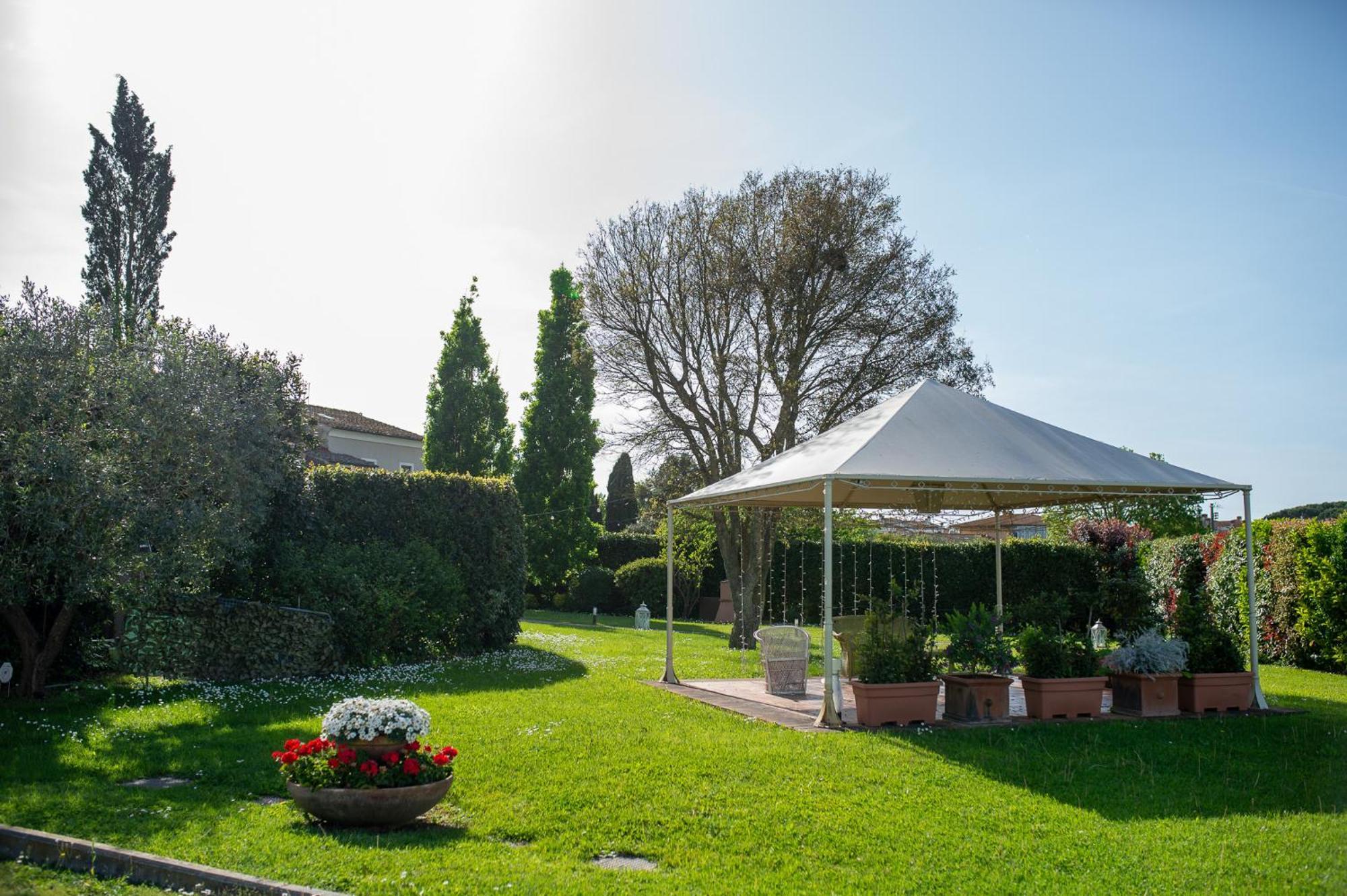 Le Colombaie Country Resort Ponsacco Zewnętrze zdjęcie