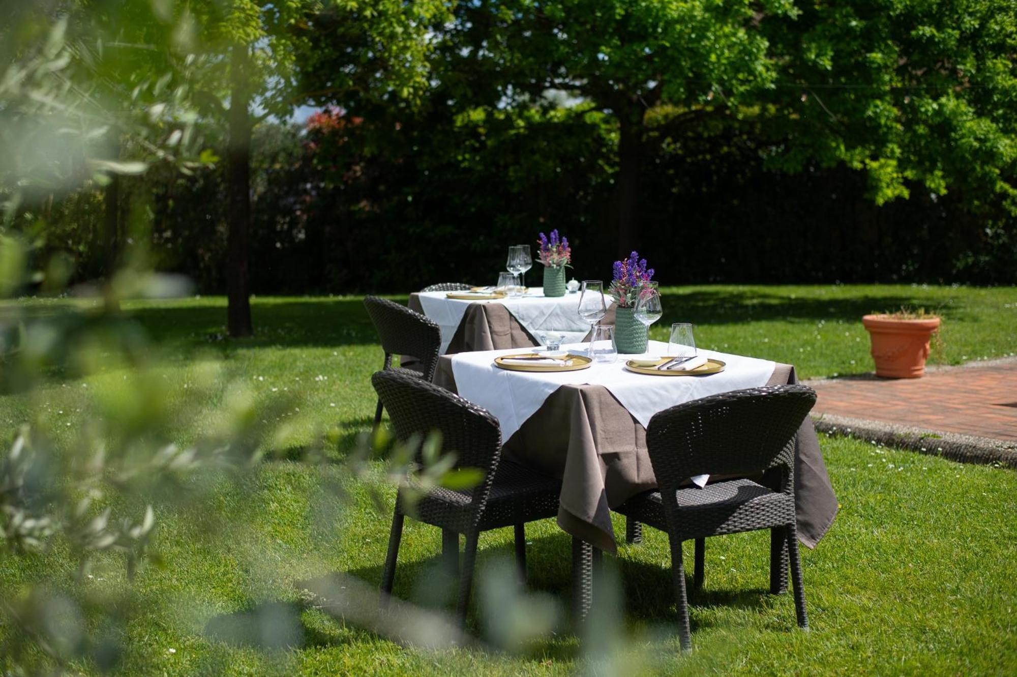 Le Colombaie Country Resort Ponsacco Zewnętrze zdjęcie